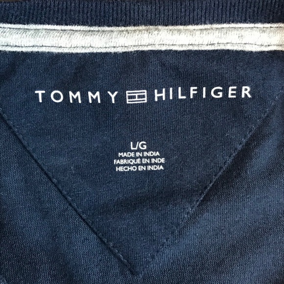 Tommy Hilfiger Men’s Classic Signature Flag Logo Navy Blue T-Shirt Size Large - Picture 4 of 9